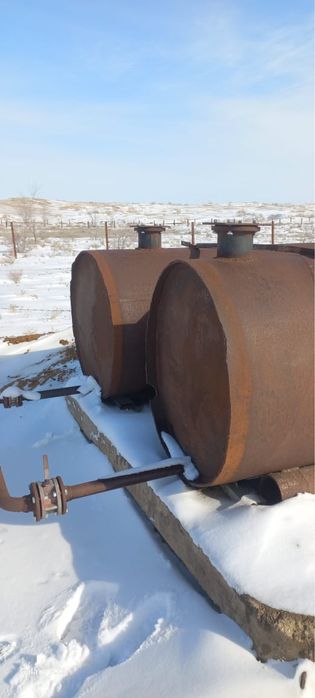 Продам толстостенный емкость