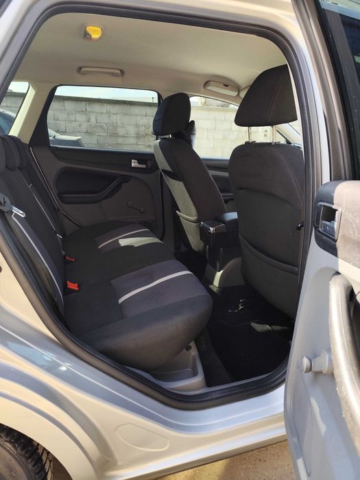 Форд фокус Мк2 2010