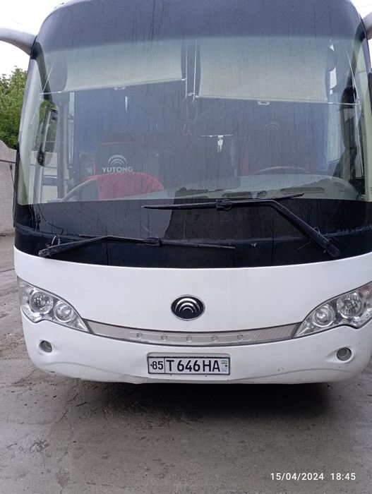 Yutong avtobus sotiladi