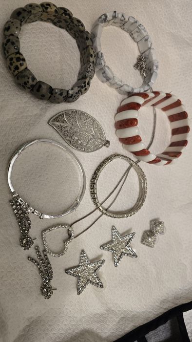 Loturi diverse bijuterii gablonturi