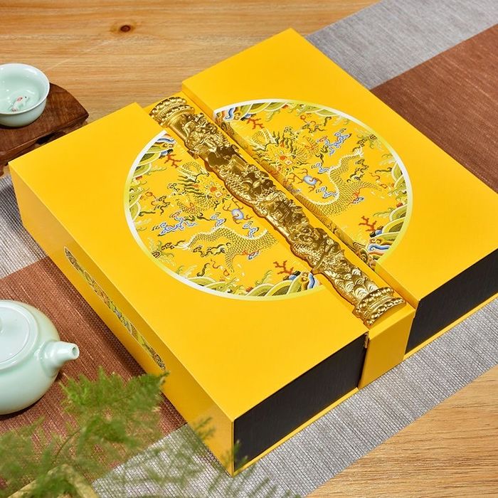 Китайский чай в аодарочной коробке