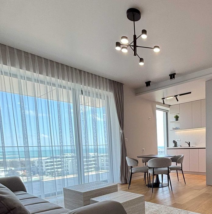 Vand apartament 2 camere cu vedere la mare,  parcare subterană , Olimp