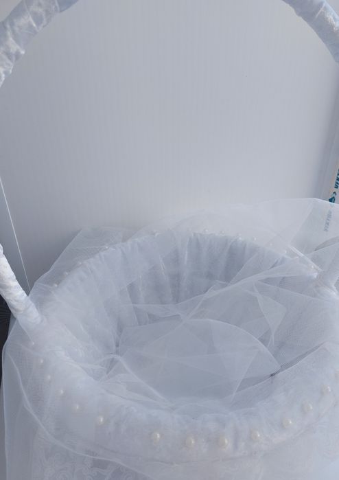 Продам корзину для тоя