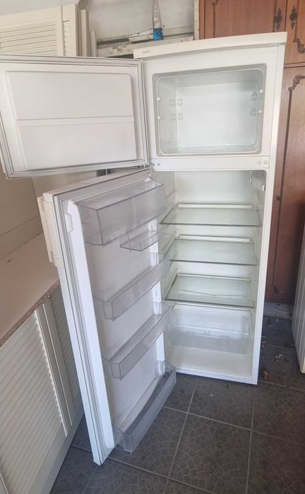Frigider Electrolux