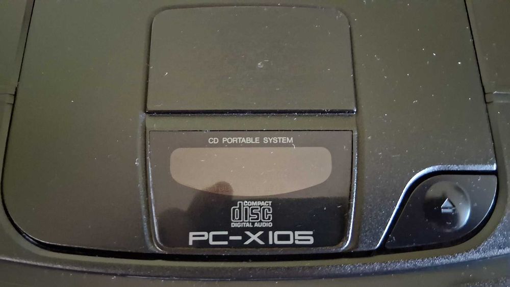 Combina muzicala cu CD si 2 boxe JVC