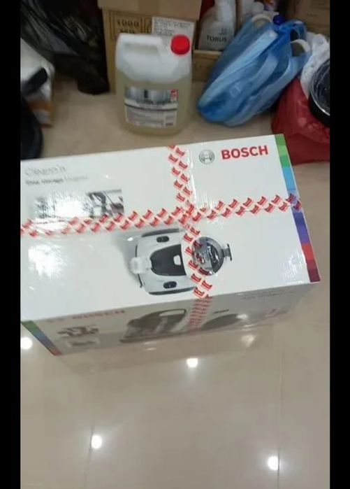 Пылесос Bosch 2000w