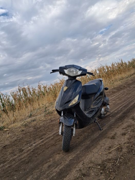 Скутер Generic Ride Jump 50 cc