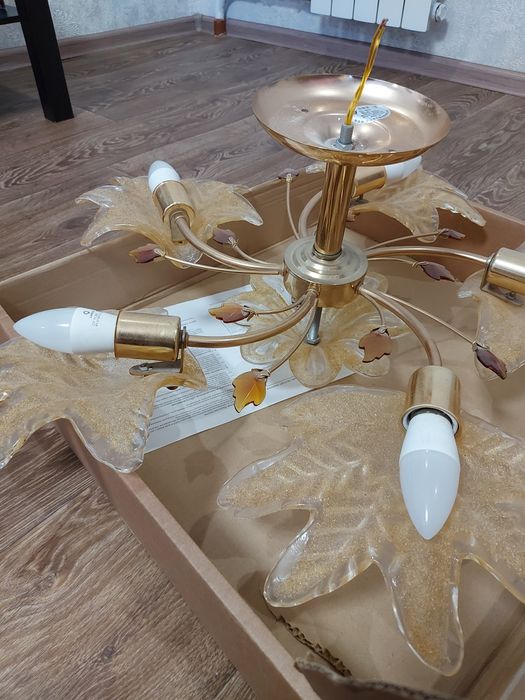 люстра большая потолочная