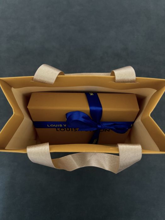 Гривна Louis Vuitton