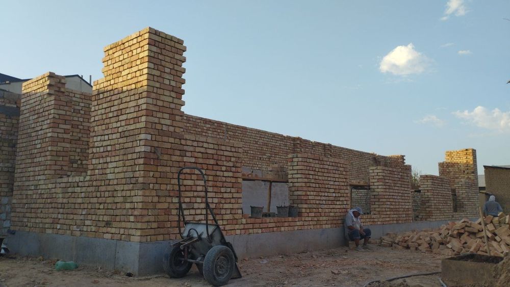 Ховли уй сотилади