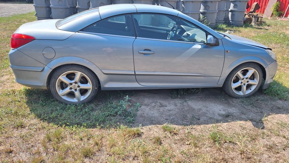 Opel astra h cabrio