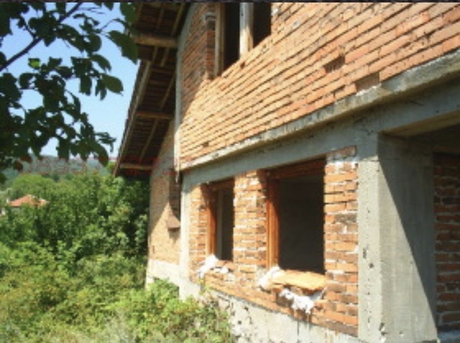 Продавам къща с.Мухово