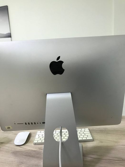 iMac Retina 4K 21.5" — Intel Core i5