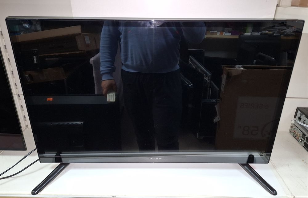 32" led tv Crown телевизор