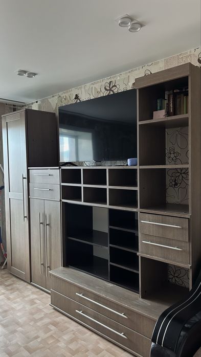 Стенка в гостиную