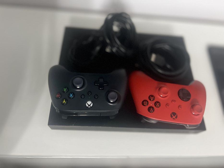 Consola Xbox One X model 1787- 1T