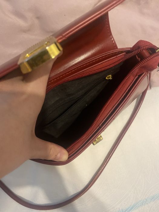 Срочно продам сумочку новую