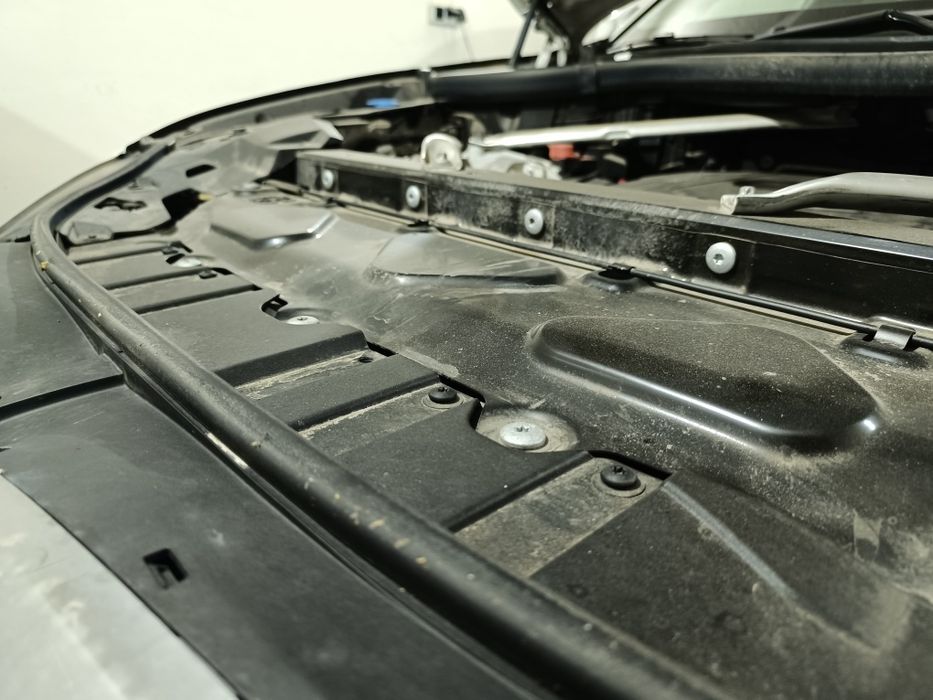 Curățare interioară/detailing auto