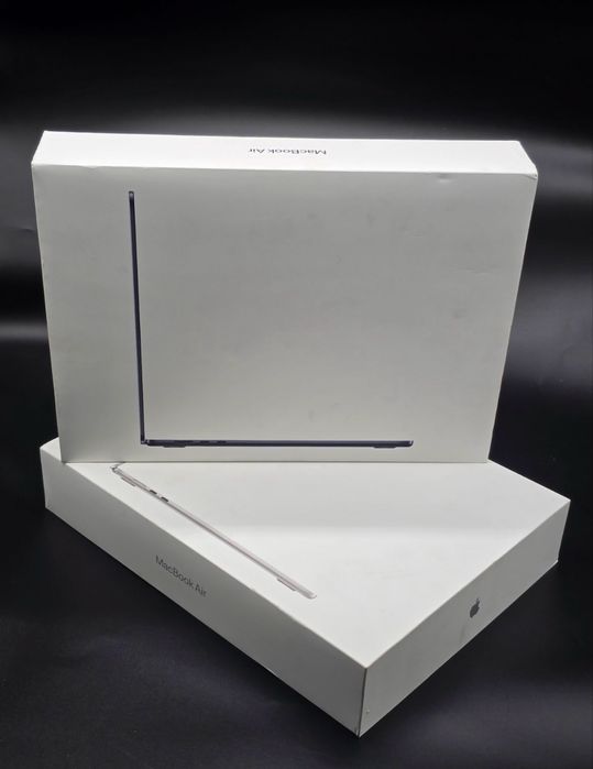 Macbook Air 13" M4  24 RAM  512 GB  2025 NOU Sigilat  Garantie