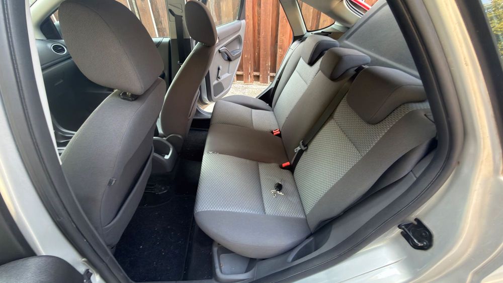 FORD Focus 2006 — imagine 10