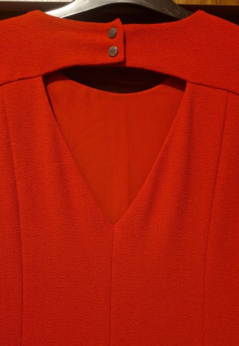Rochie midi roșie