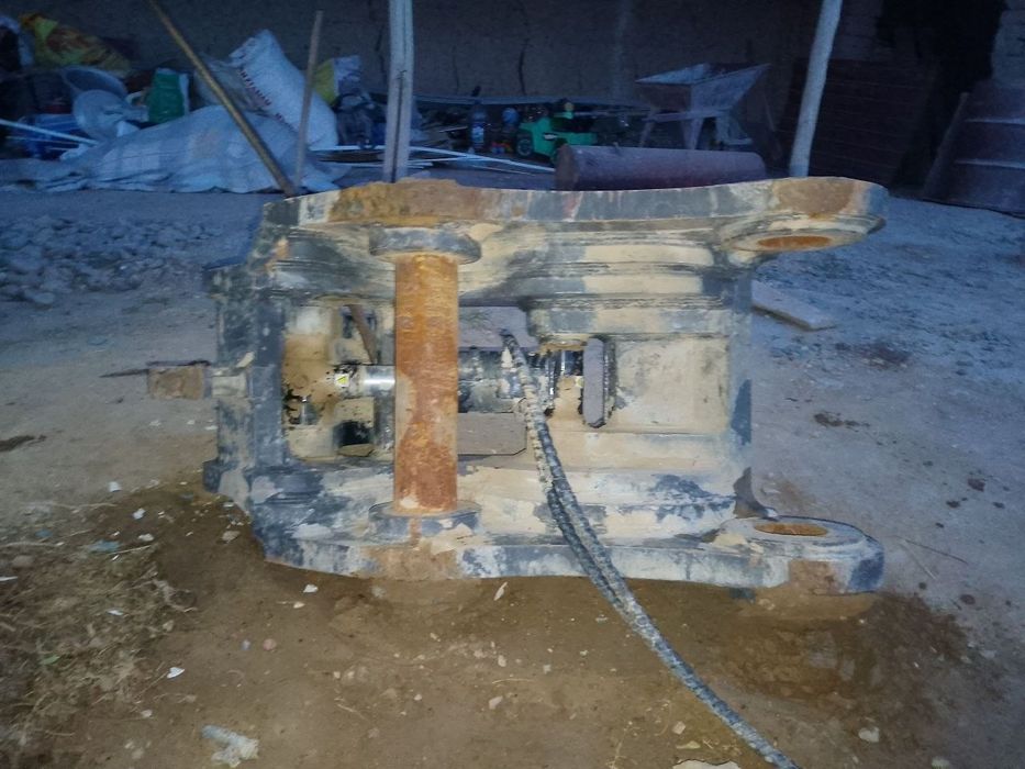 Adapter sotiladi volvo 380 talikniki