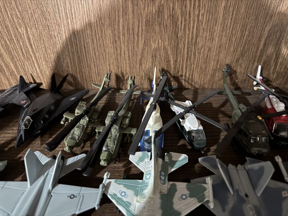 Macheta metalica  Maisto elicopter scara  1/72