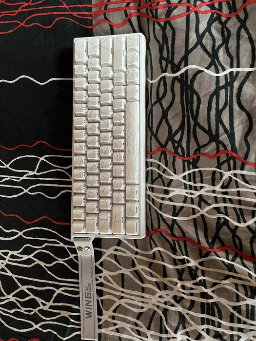 Като нова! Клавиатура aula win60he max