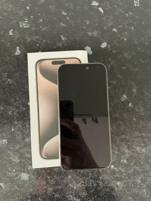 Iphone 15 pro 128gb.