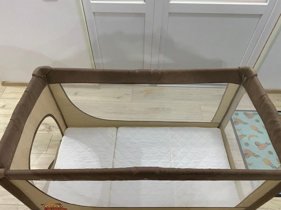 Vând pătuț pliabil Kinderkraft Joy 2