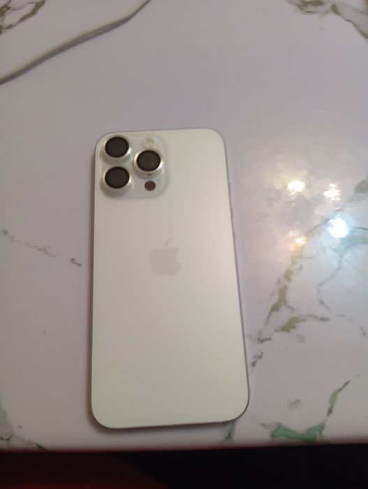 Айфон 16 про мах