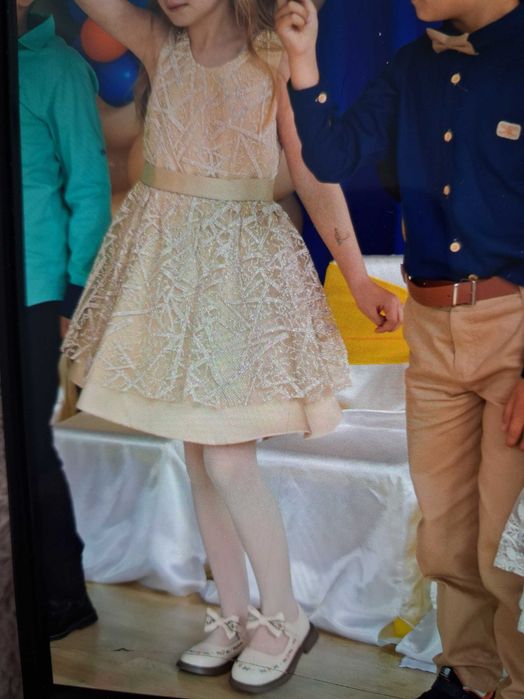 Официална рокля за дете