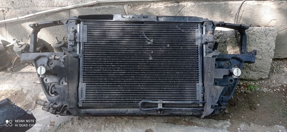 Ауди А4 В5. Телевизор, радиаторы, вентилятор, усилитель бампера