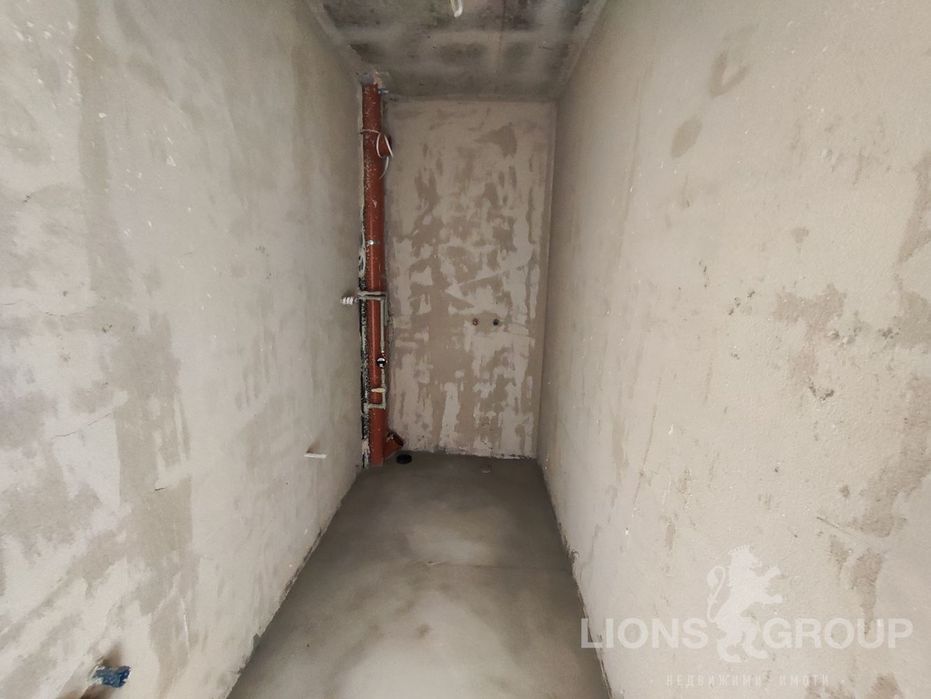 Продава се Двустаен апартамент в Варна, Възраждане 3 - 72 кв.м за 1737 €/кв.м - Снимка #8