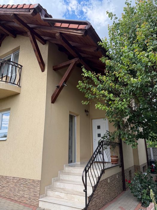 Vând casa in Alba Iulia