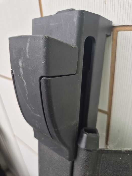 Щора за багажник на Опел Зафира 2009г