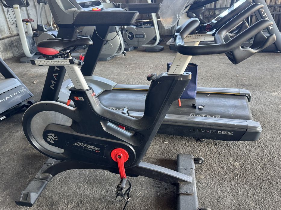 Спининг байк Life fitness IC7