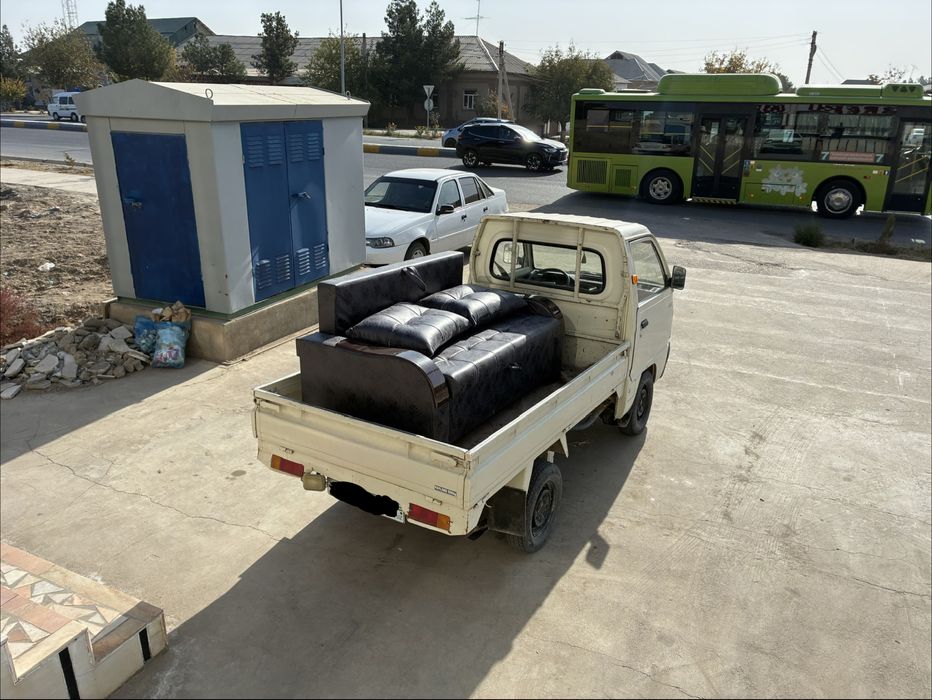 Labo Sotiladi. 2004 yil