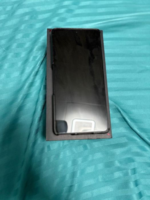 Vând sau schimb Asus ROG phone 9 FE