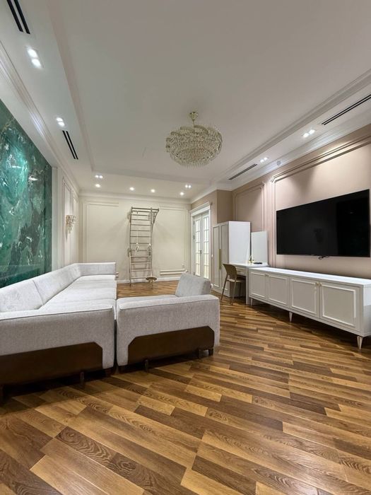 Продается квартира 3х комнатная,ЖК Гарденс,Ташкент Сити,110м2