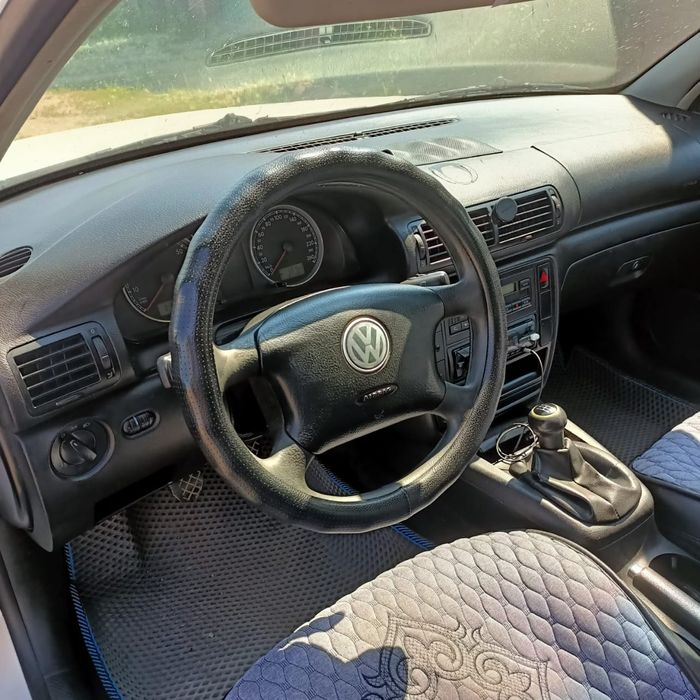 Пассат!Универсал!2003год!