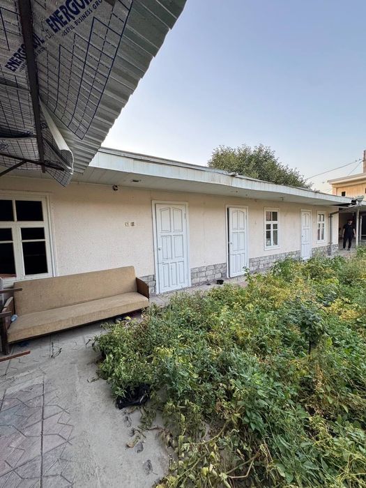 Yer uchaska srochno sotiladi.