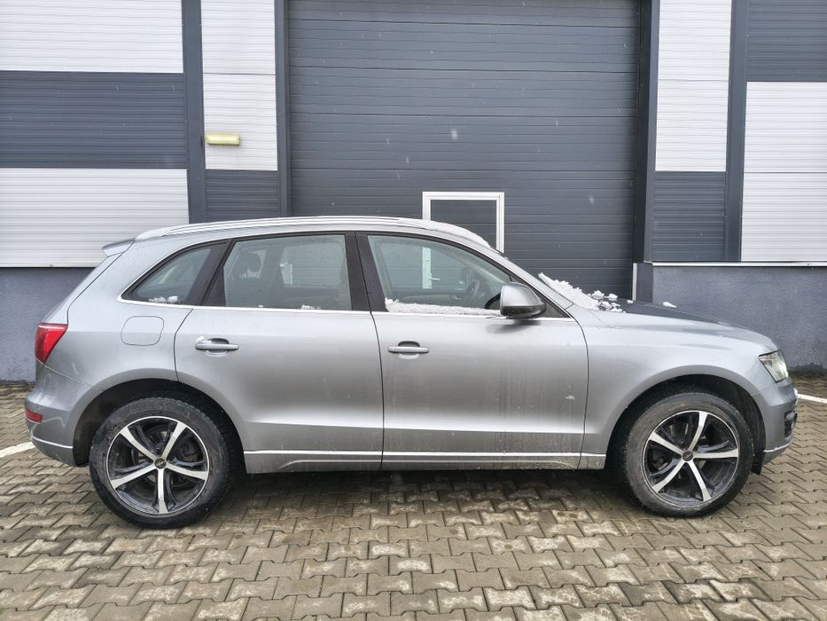 Audi q5 , quattro, automata,distributie schimbata , dovezi pe km