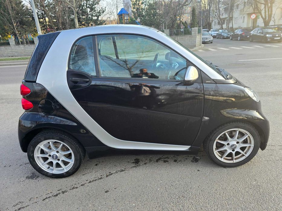 SMART Fortwo 2011 — imagine 3