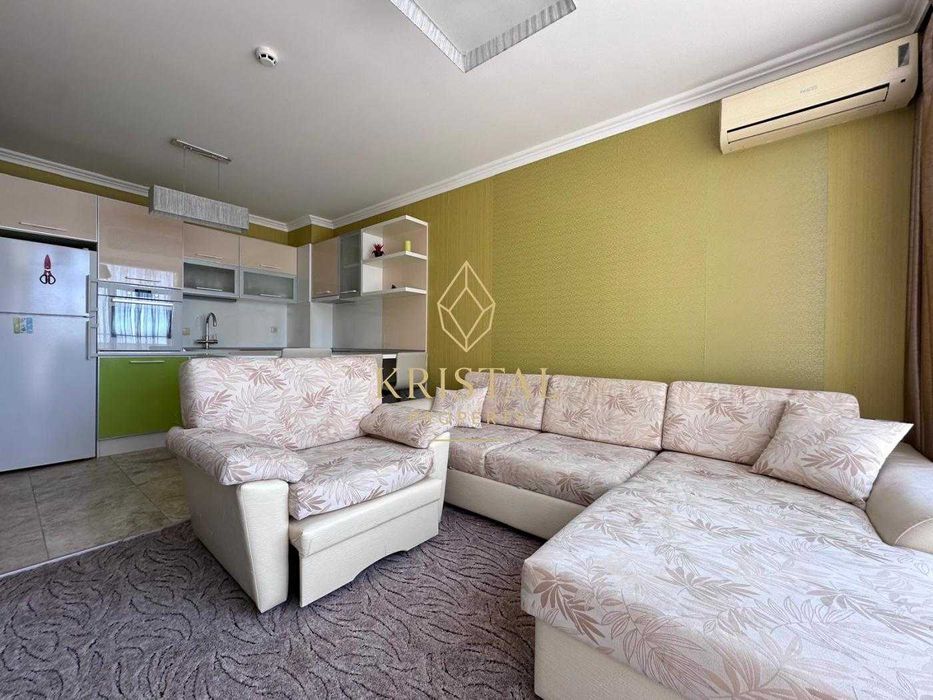 Продава се Двустаен апартамент в Свети Влас - 65 кв.м за 1737 €/кв.м - Снимка #1