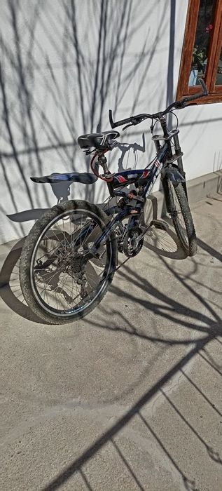 Velosiped skarastnoy juda kuchli tog' yullarga bemalol.