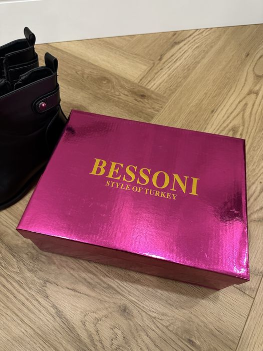 Обувь осень-весна новая