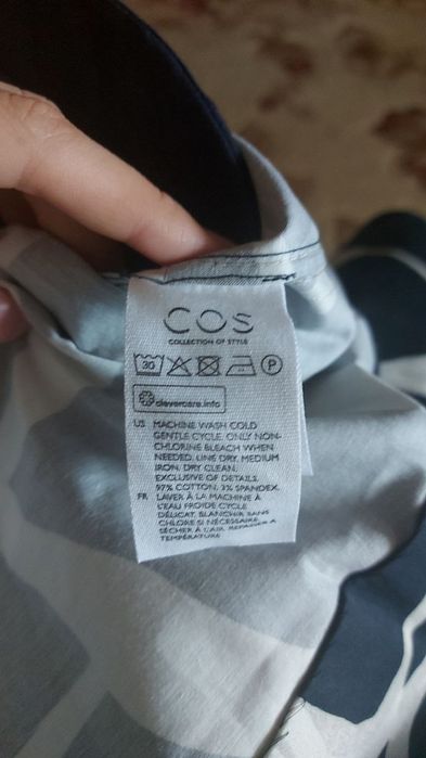 Продаю платье COS