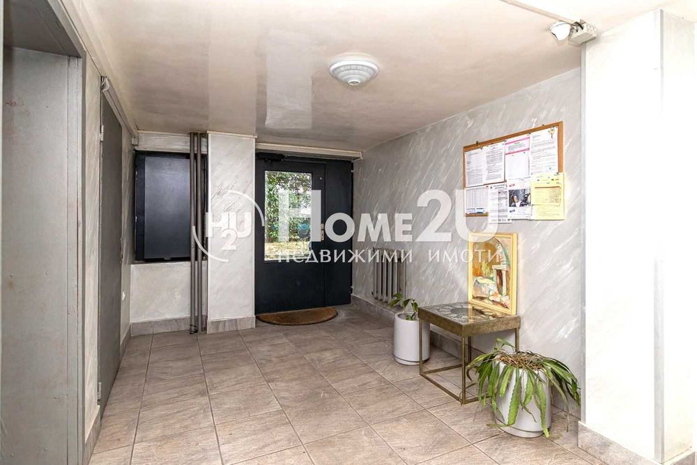 Дава се под наем Тристаен апартамент в София, Стрелбище - 115 кв.м за 850 € - Снимка #13