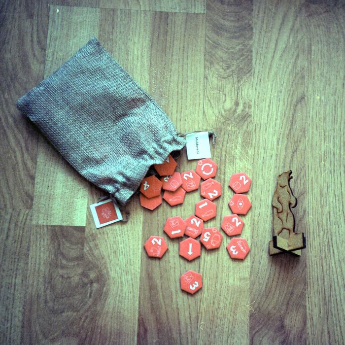 Neaoș boardgame joc românesc de strategie